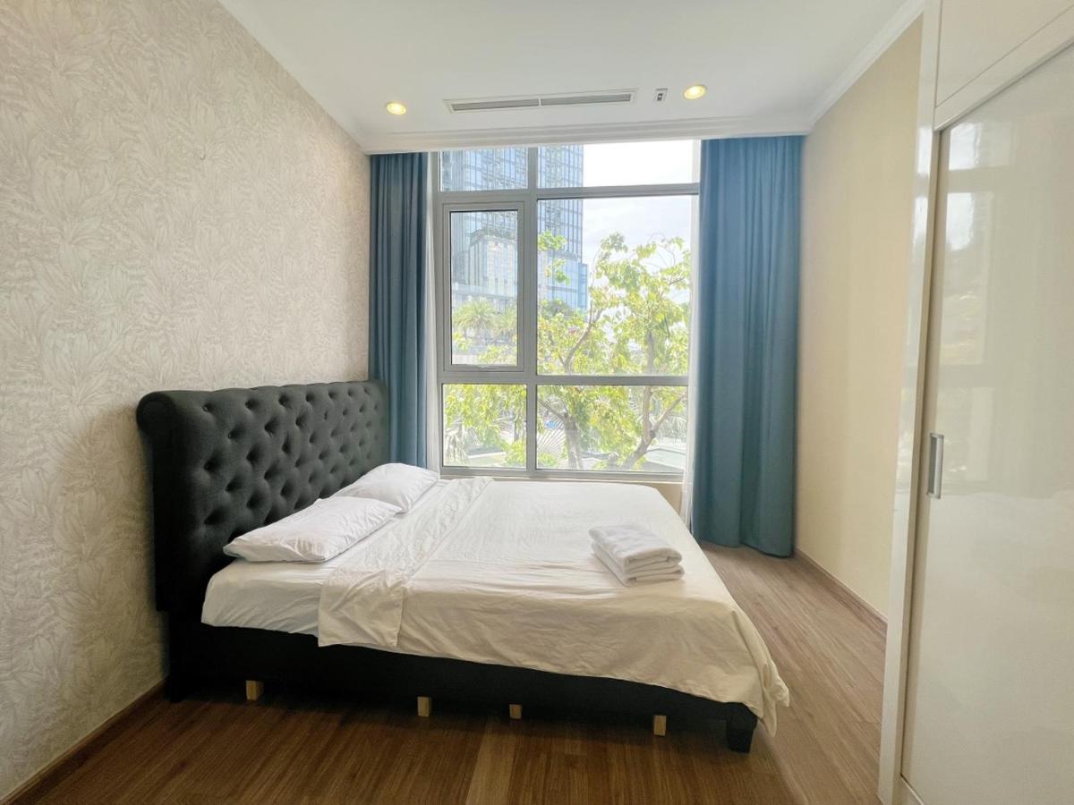 Vinhomes Landmark 81 - Christine Home Ho Chi Minh City Exterior photo